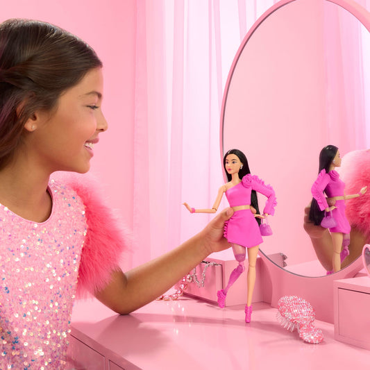 Barbie Style de Luxe Poupée 2, Barbiecore, Jambe Artificielle